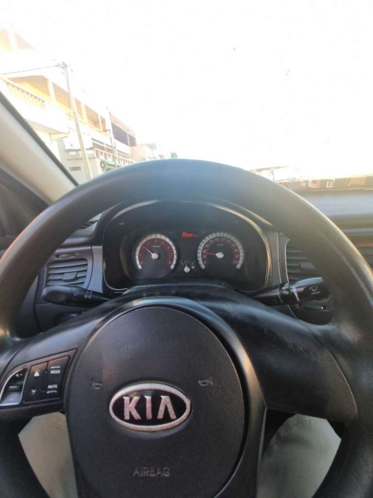 A vendre Kia Rio 2010