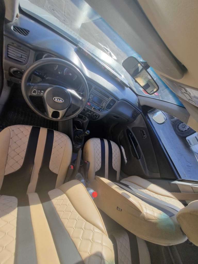 A vendre Kia Rio 2010