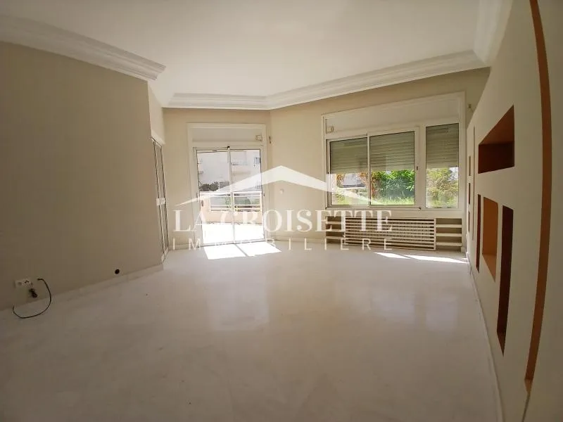 Appartement s3 vue sur lac avec jardin au Lac1 zal1779