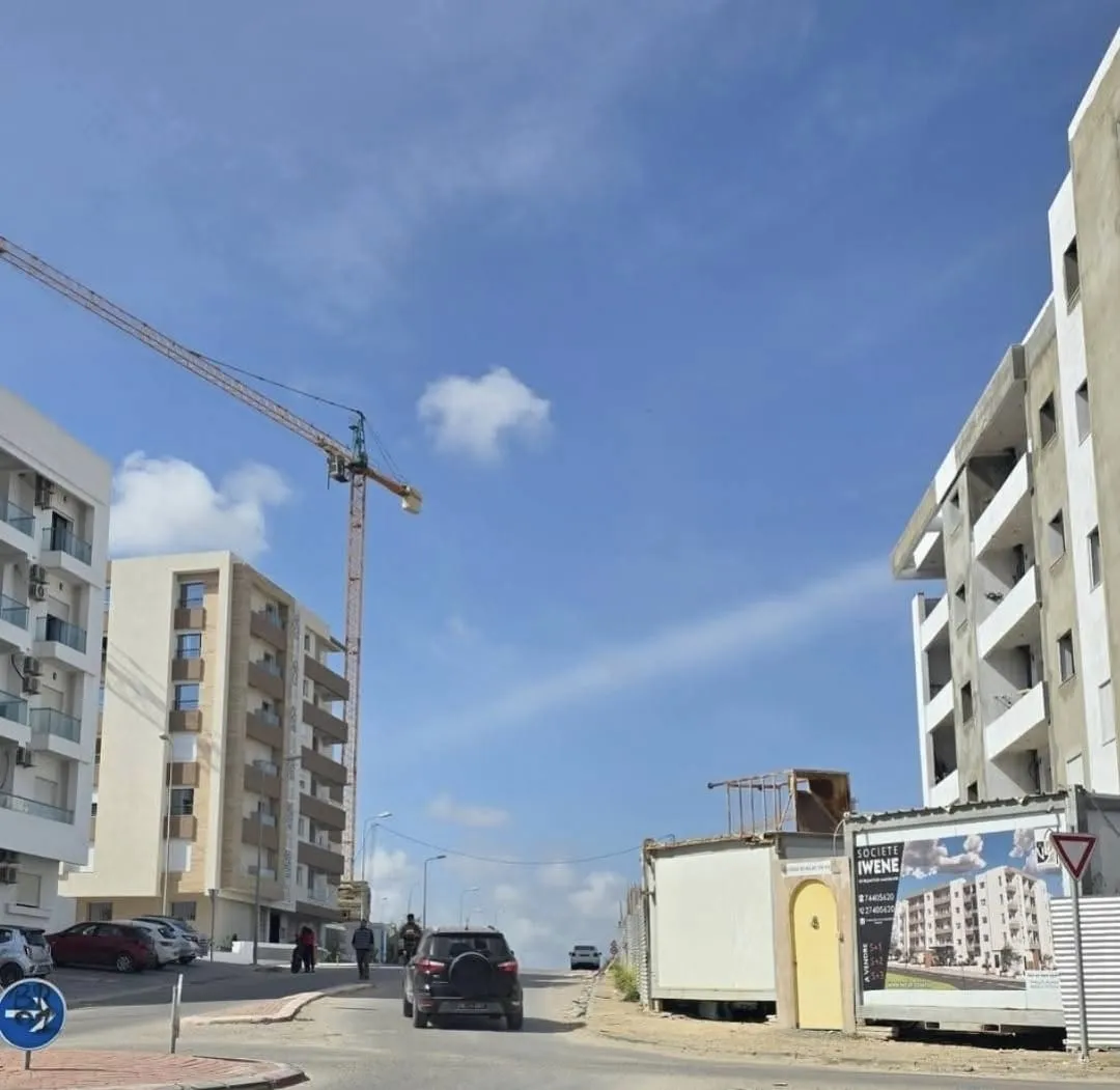 đĂ Vendre ou Ă Ăchanger: Terrain De Promotion R+4 Ă Sahloul 4