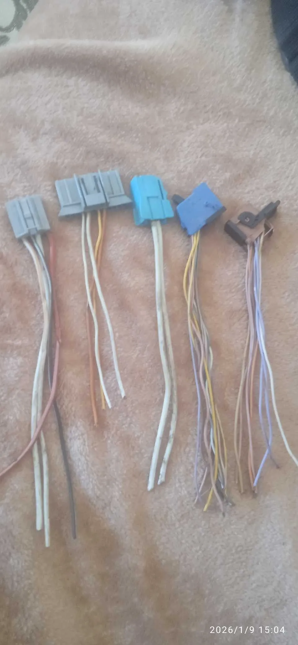 5 Connecteur boite fusible Mégane 2 et Scénic 2