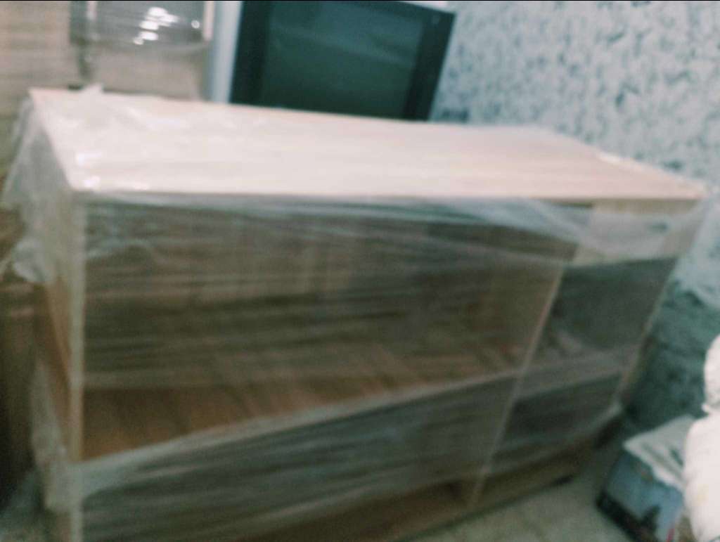 للبيع معدات محل تجاري(جديدة) 