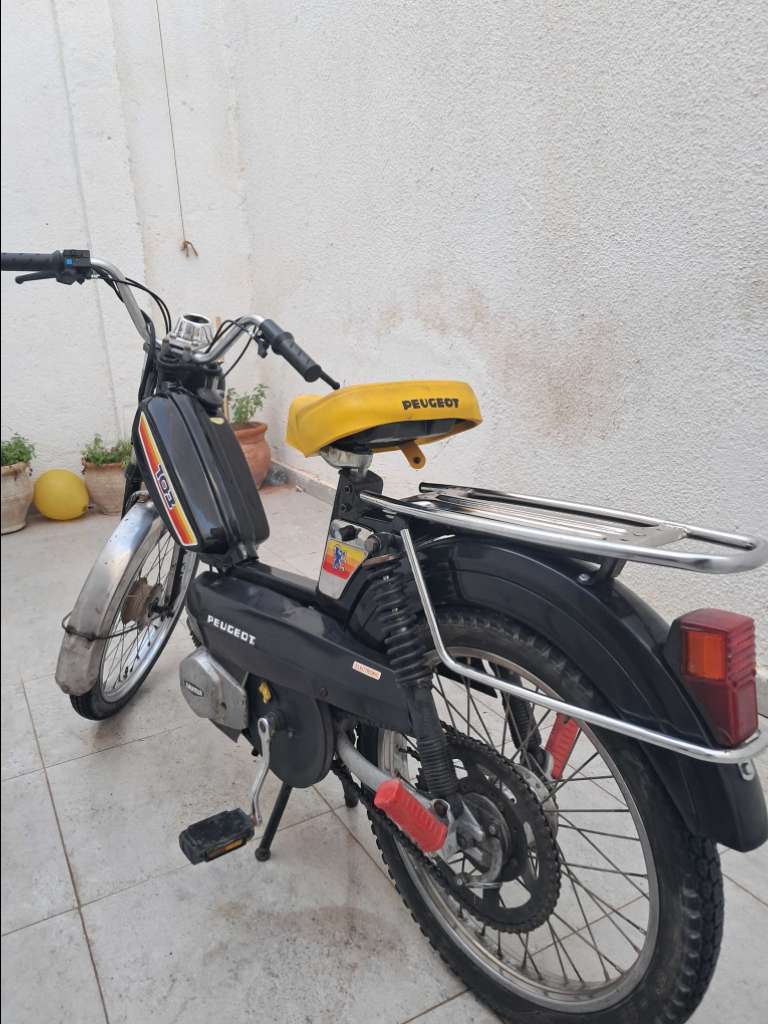 Peugout 103
