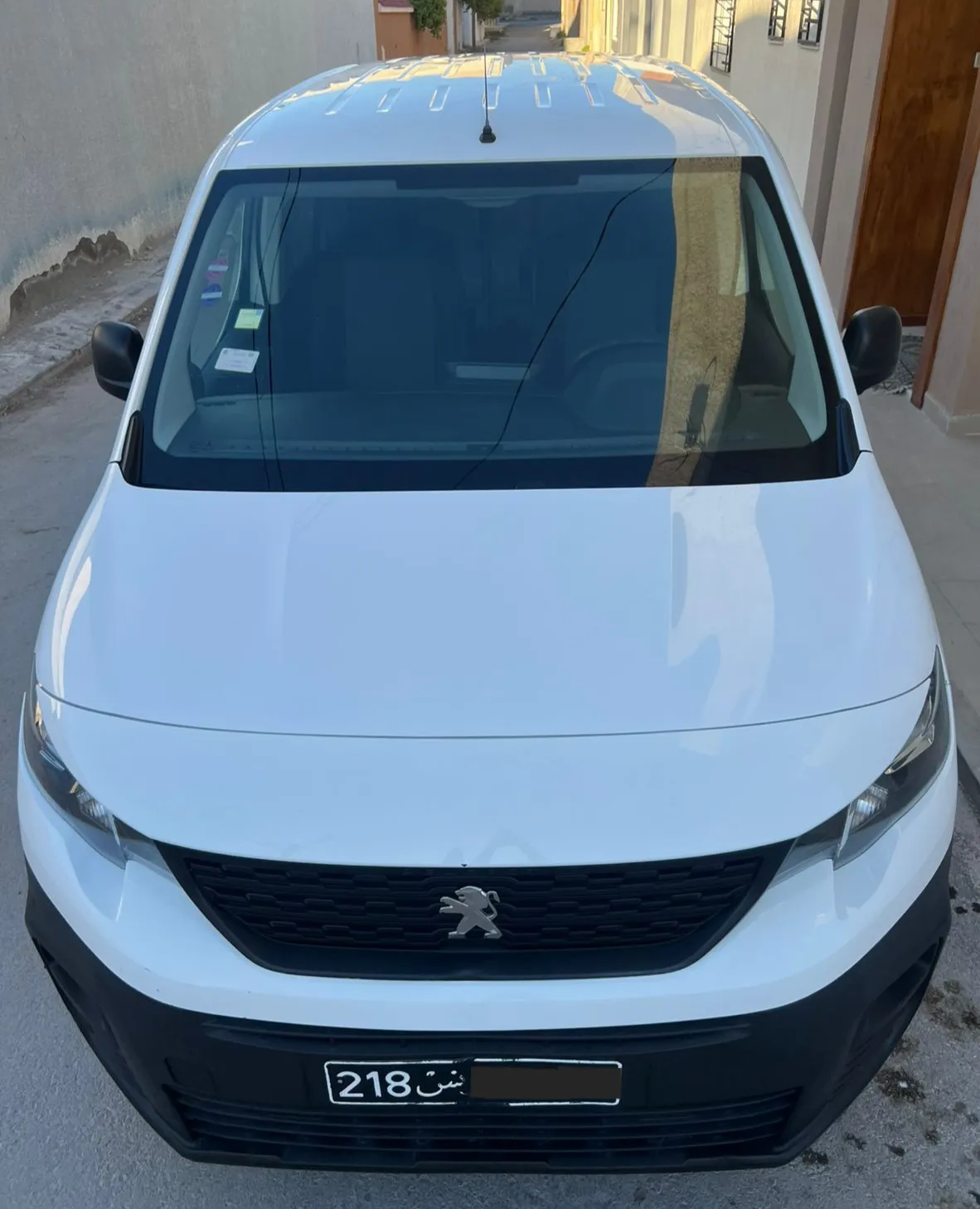 Peugeot partner k9 - 1ère main (1.6L e-HDI)