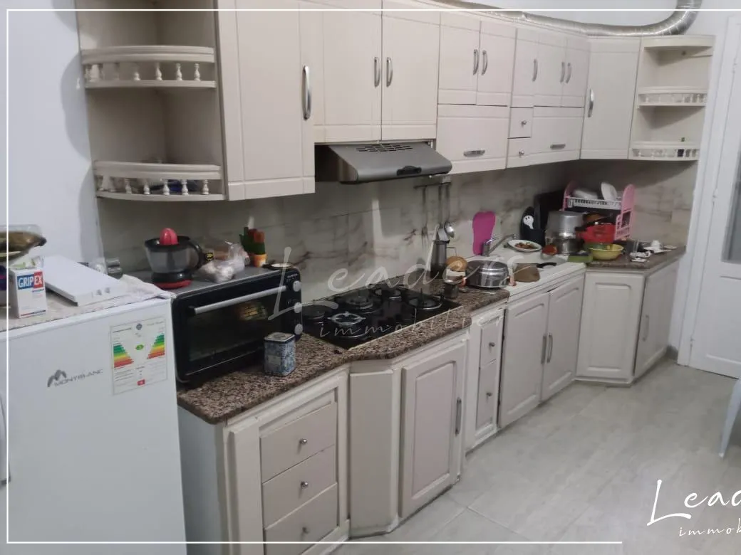 🏠 À VENDRE MAISON S+3 À KÉLIBIA,📐 Superficie : 160 m²🔖 Référence : NA3018 💰 Prix : 168 000 DT📞27.246.305