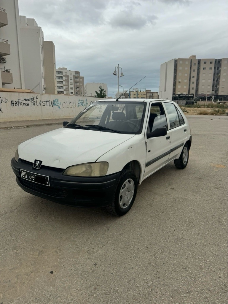 À vendre Peugeot 106