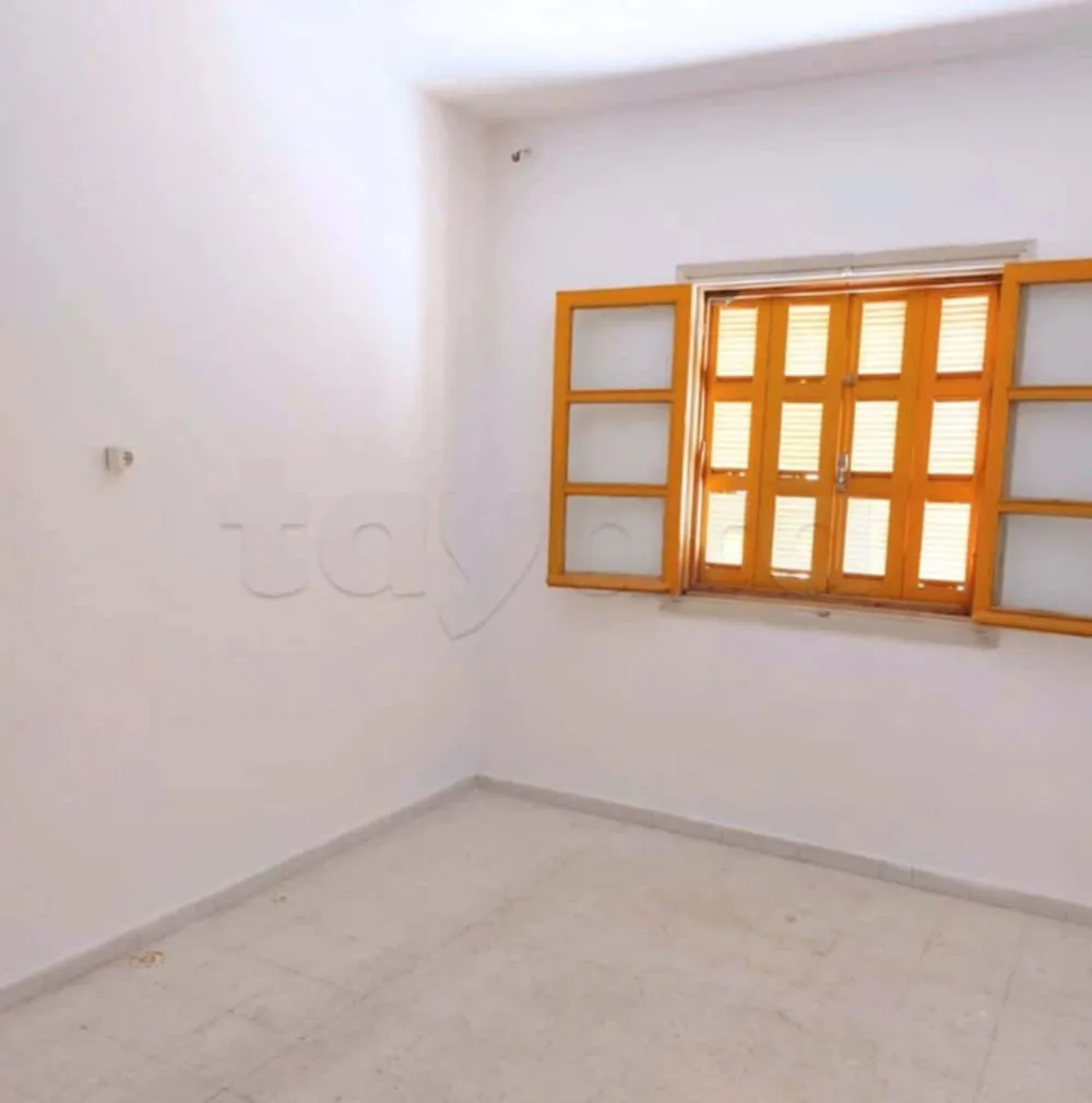 un appartement s+2 au 3éme étage(sans ascenseur) a louer situé a Bardo 2 en face pâtisserie ranim.