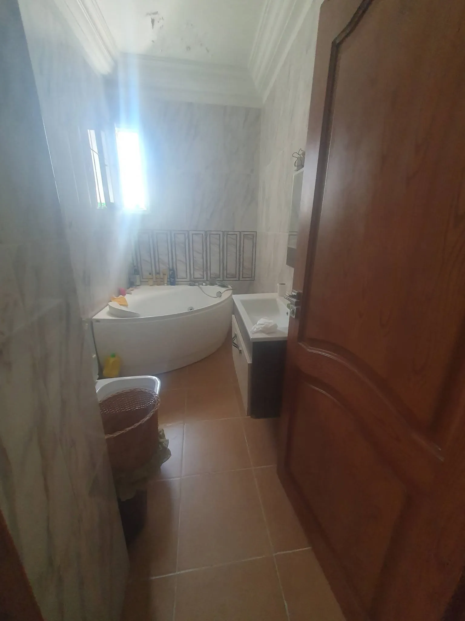 joli étage de villa meublée