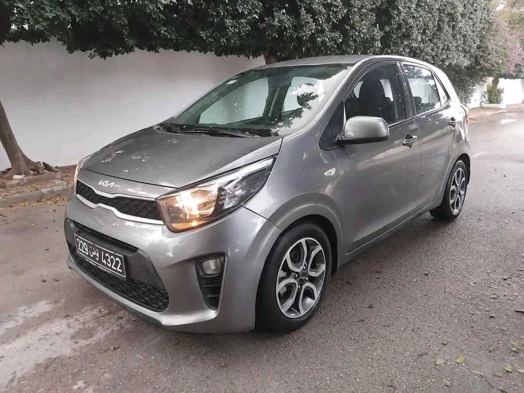 KIA PICANTO GT LINE PREMIÈRE MAIN TRÈS PROPRE 