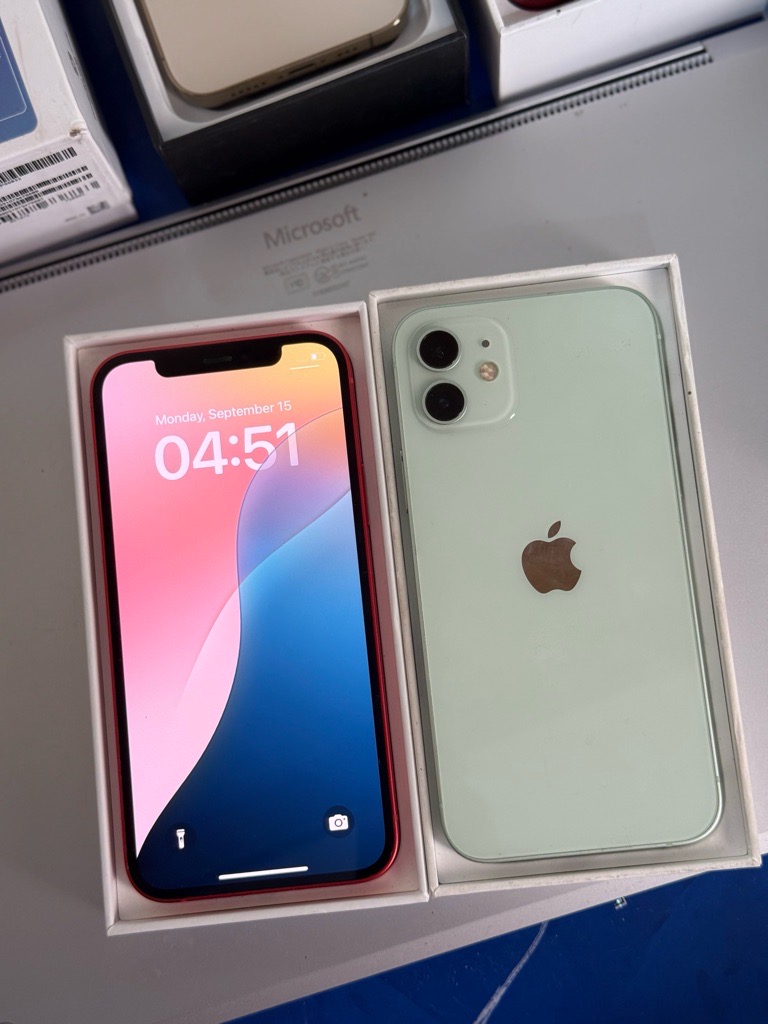 iPhone 12