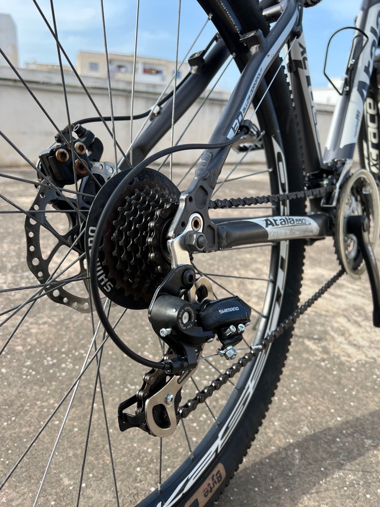 Velo atala 