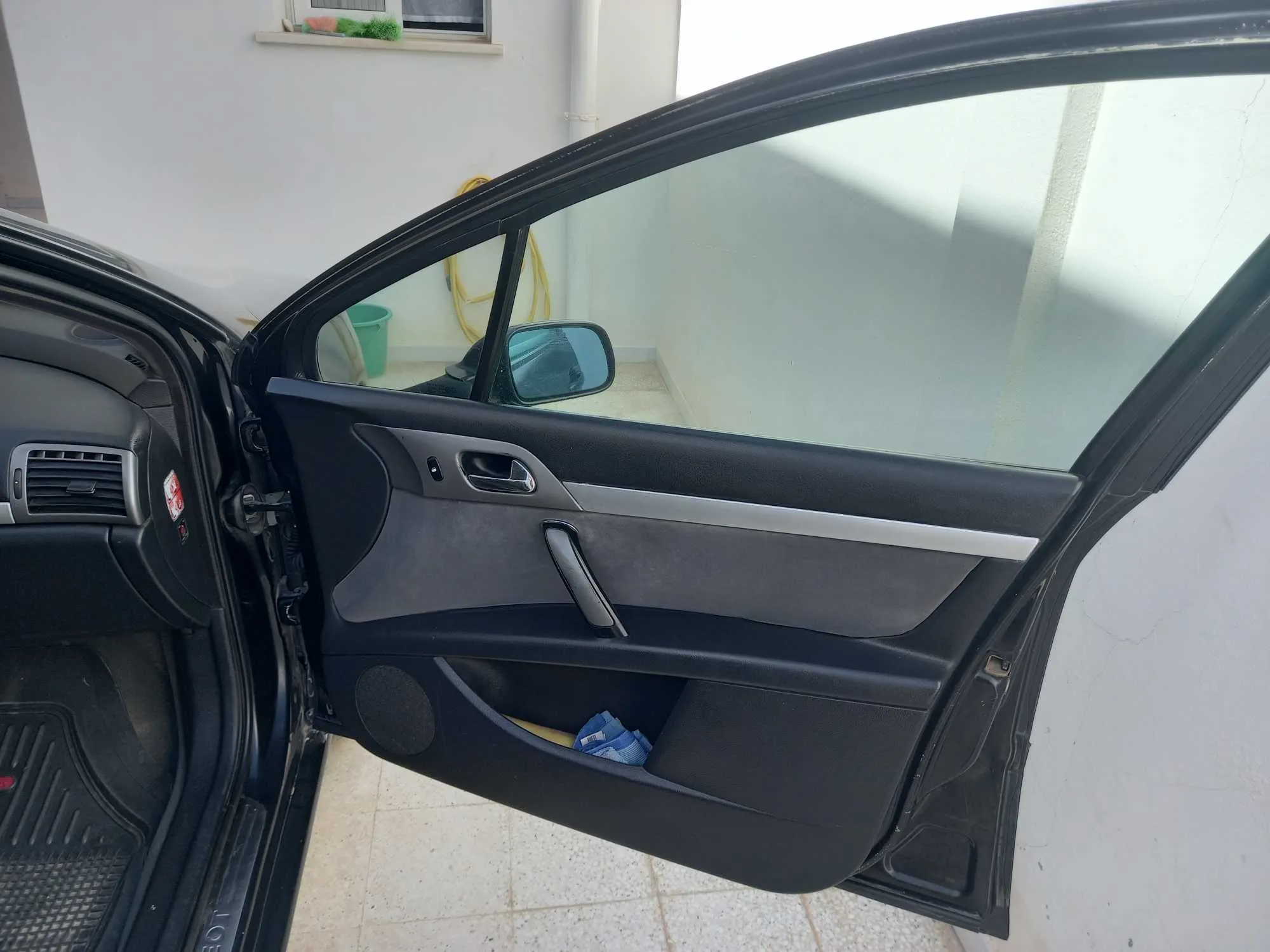 Peugeot 407 Diesel 6 CH 1.6 HDI