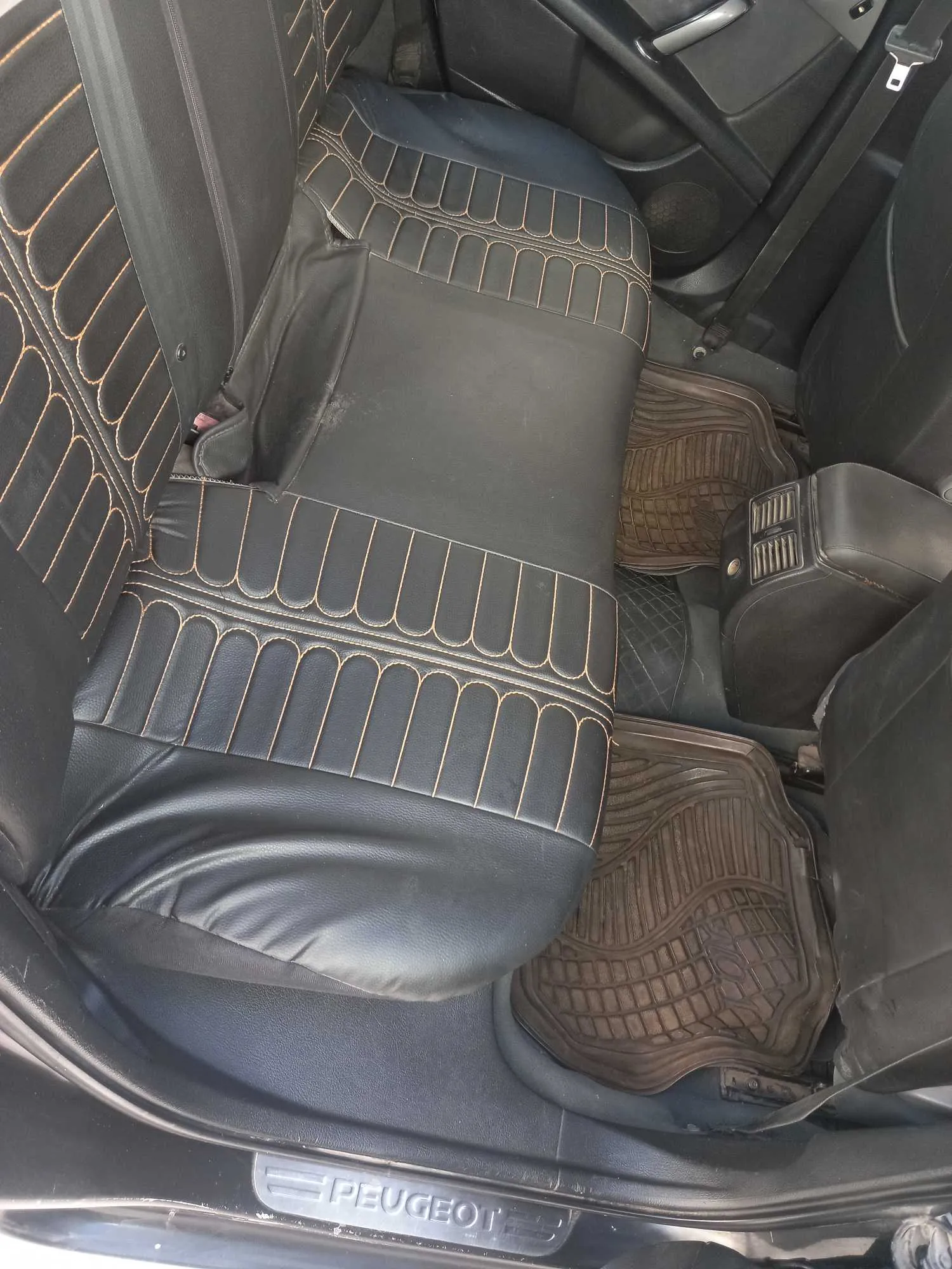 Peugeot 407 Diesel 6 CH 1.6 HDI