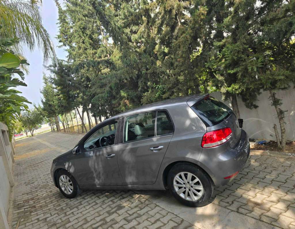  Volkswagen Golf6 1.4 essence 🇩🇪 
🎈On accepte l'échange des voitures