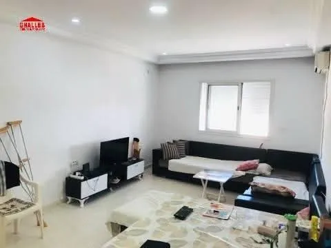 un appartement rez jardin avec terrasse