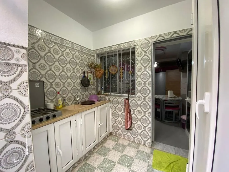 A vendre une villa RDC s+3 à nouvelle médina prés hôpital yassminette 