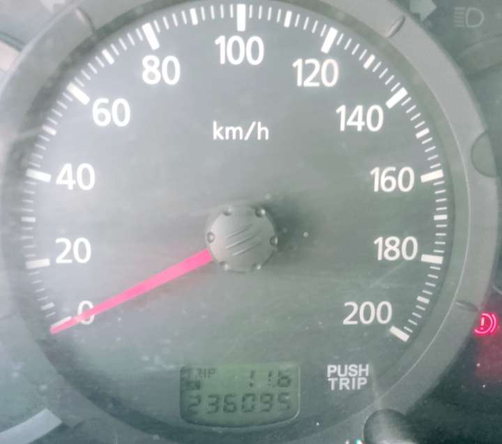 À vendre voiture Mitsubishi L200