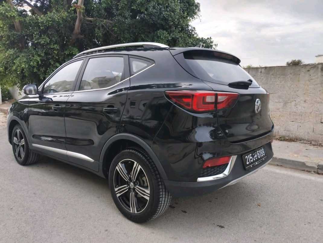 M G ZS BOÎTE AUTOMATIQUE PREMIÈRE MAIN 