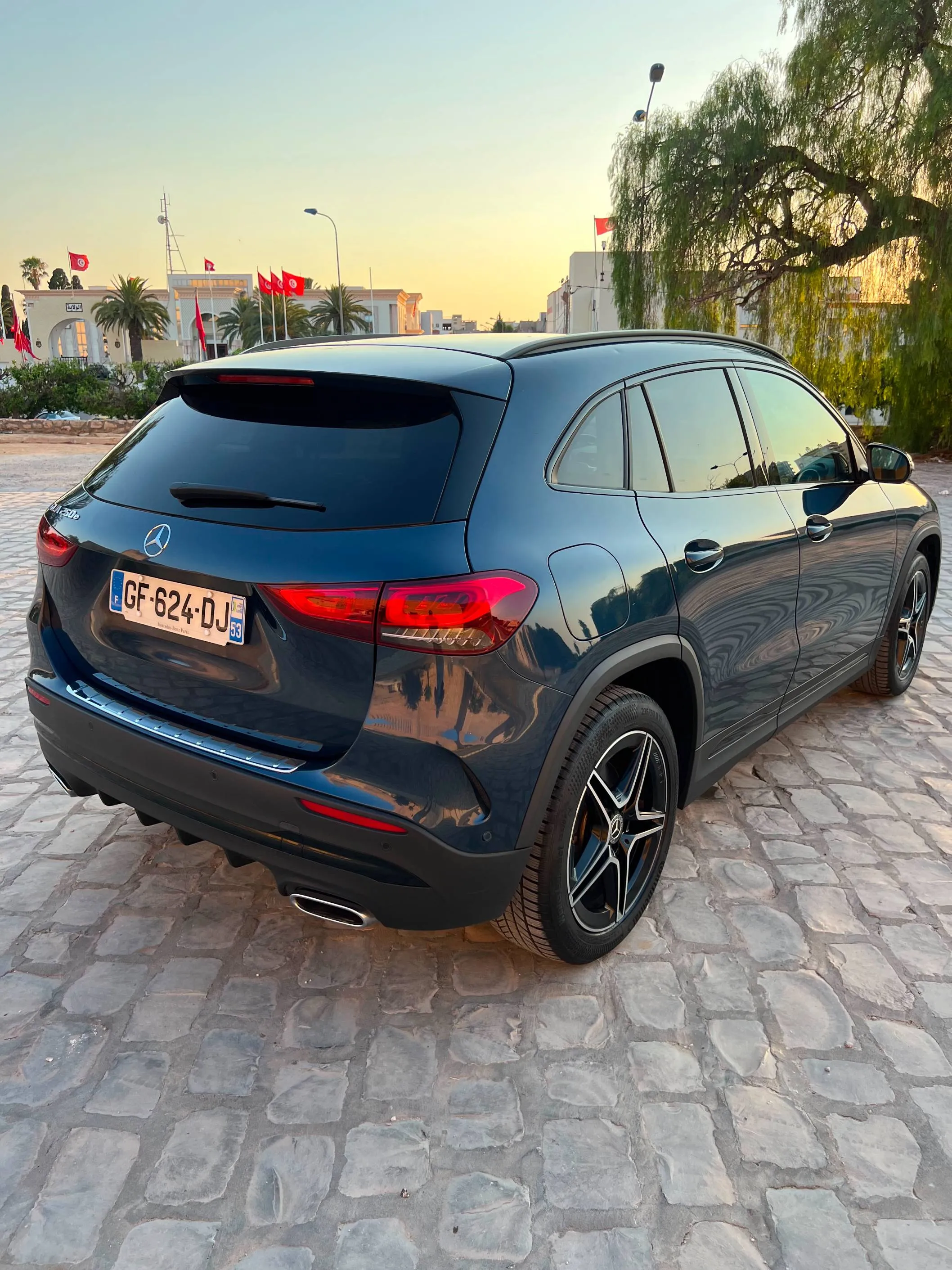 Mercedes GLA 250 E 8G-DCT KIT AMG PACK NIGHT
