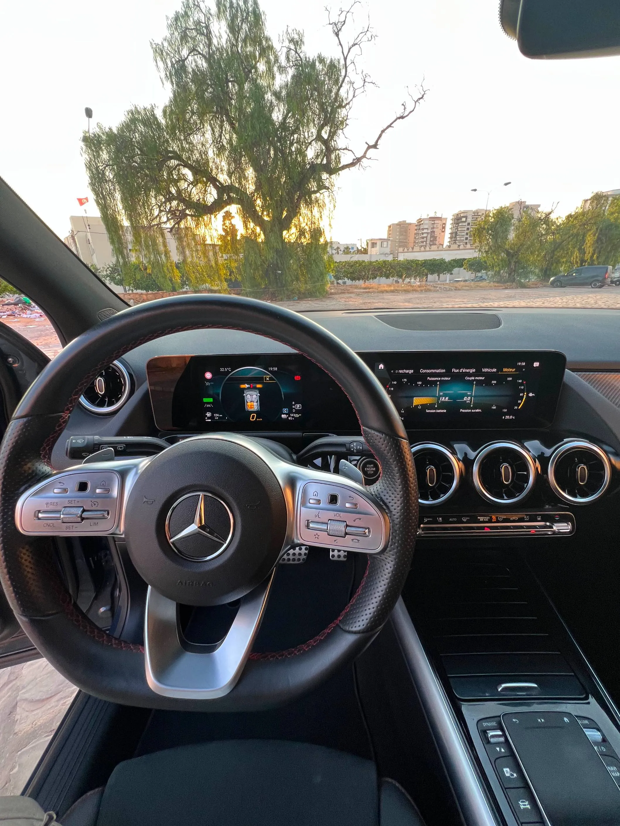 Mercedes GLA 250 E 8G-DCT KIT AMG PACK NIGHT