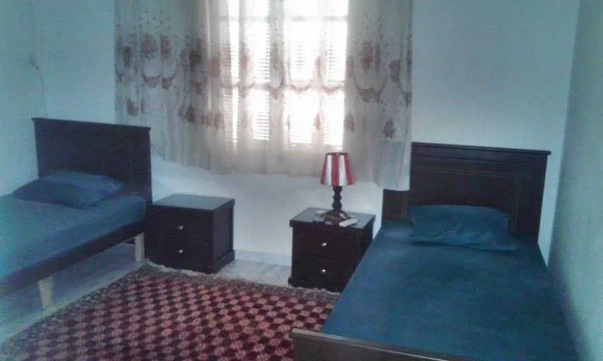 A louer Appartement Meublé Situé au centre Ville coté le Vieux Port  , Bizerte. 