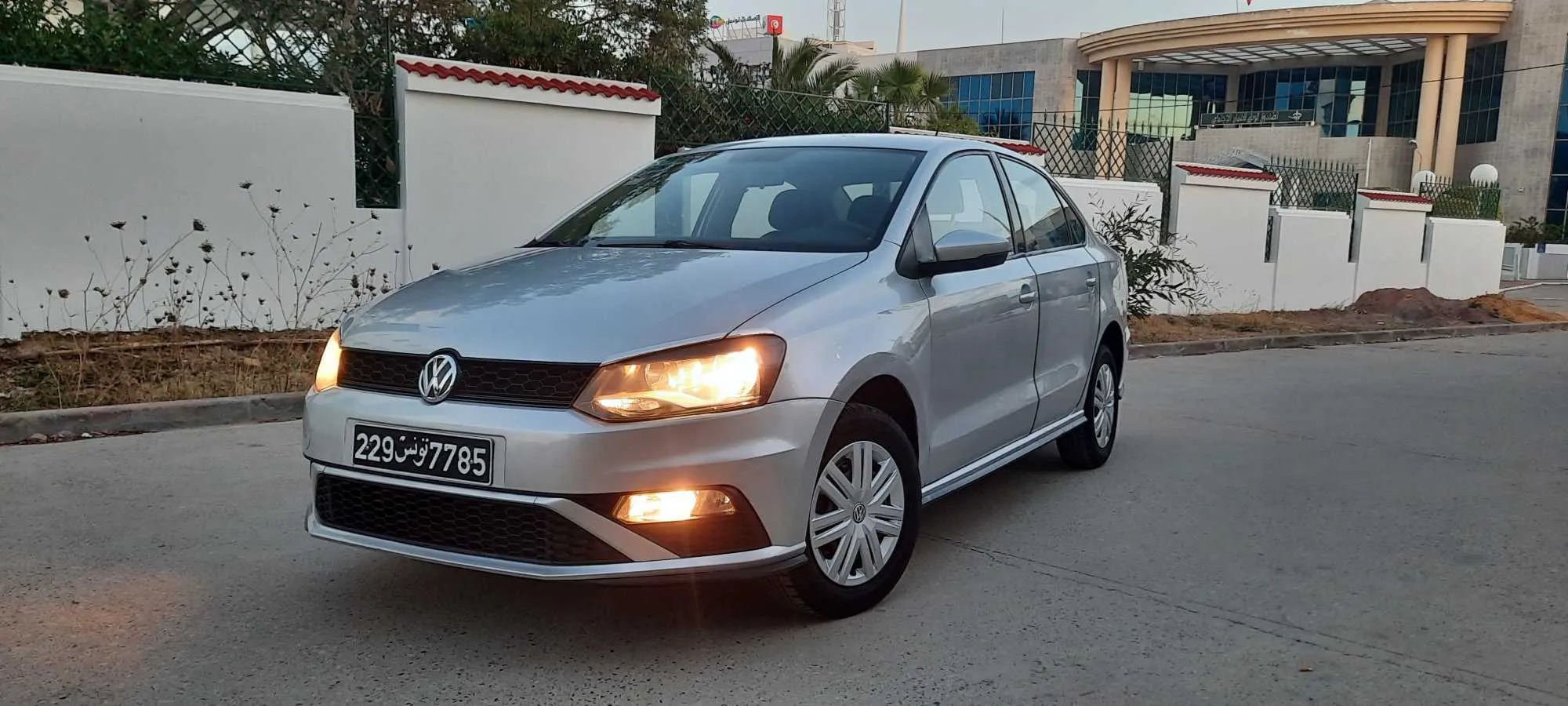 Polo sedan toute neuve 4cylindres 1.4 Tl:28431642