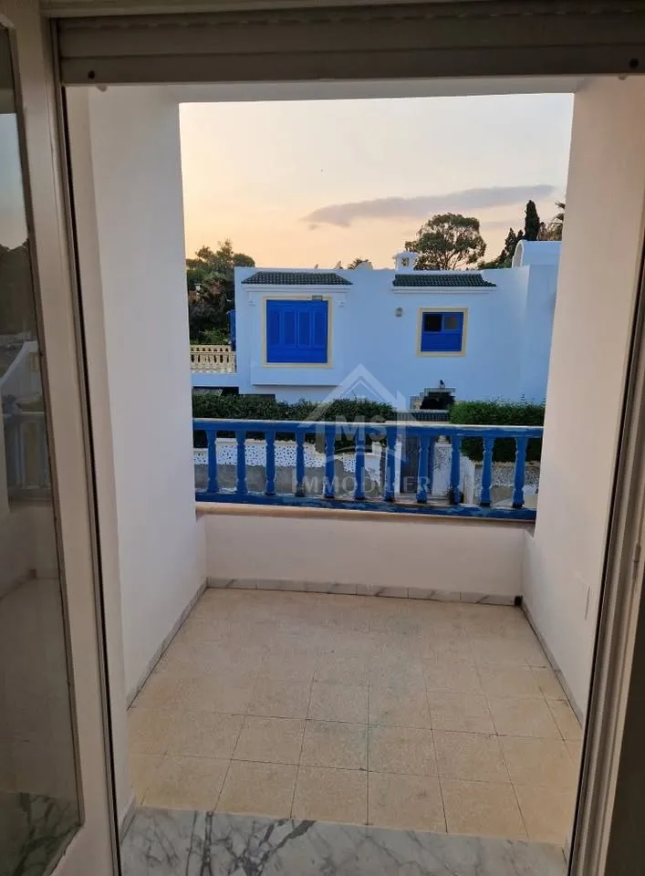 Appartement s+3 à 50 m de la plage à Hammamet à vendre 51355351