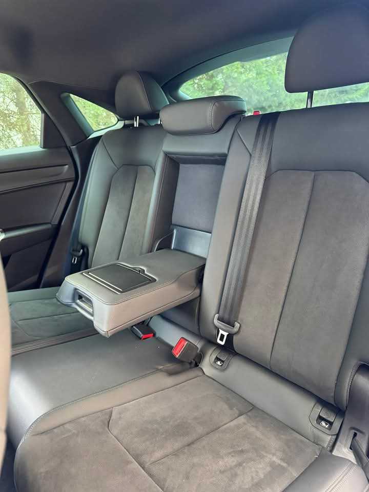 🇩🇪Audi Q3 SPORTBACK S-Line45 TFSIe 2024🇩🇪
⛔️ on accepte l échange des voitures ⛔️
