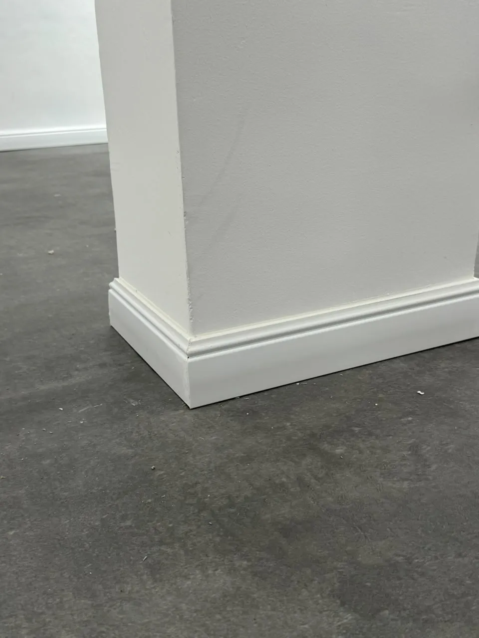 Cache Plinthe PVC Blanc Simple 7/240