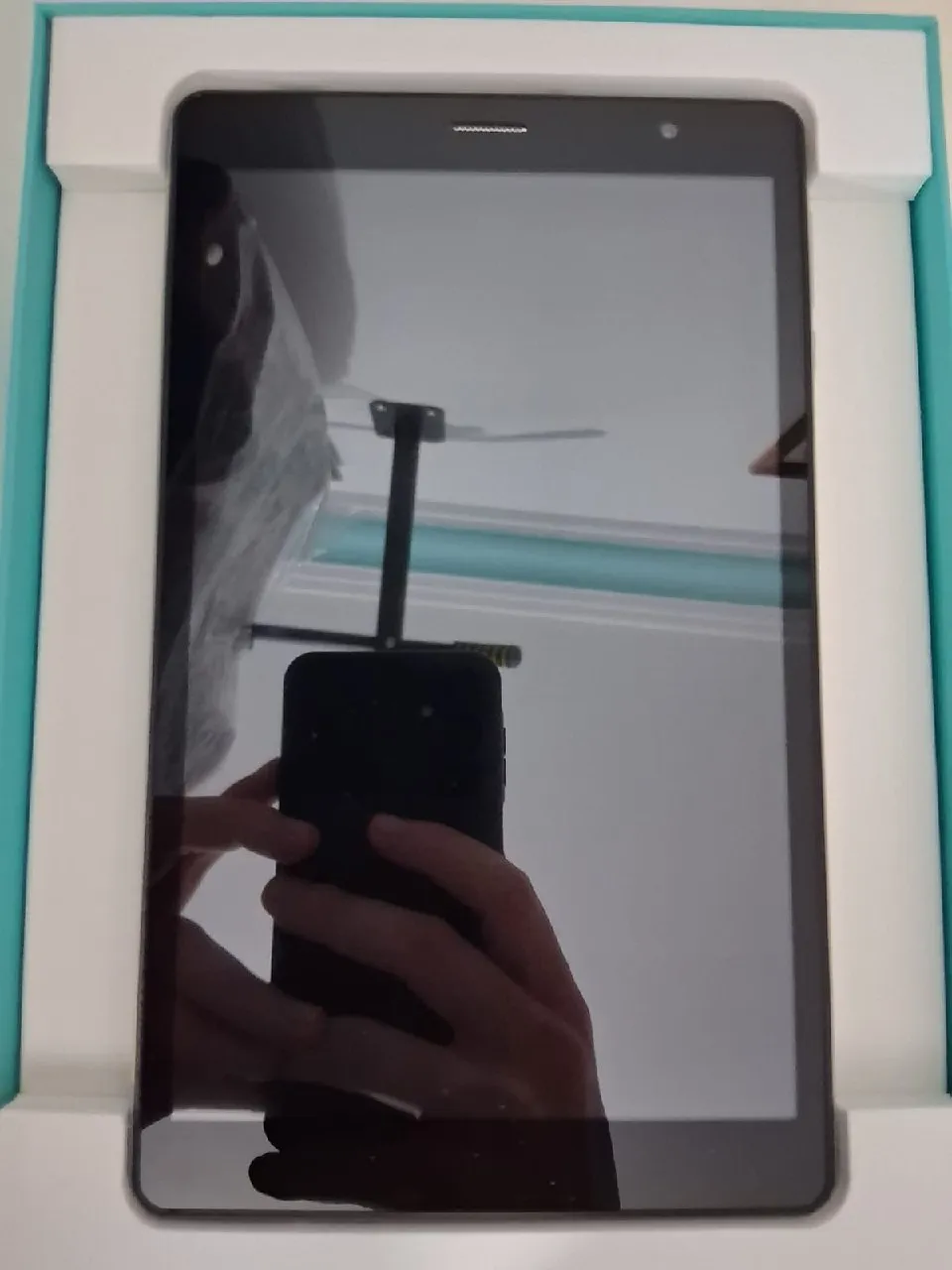 Tablette I-PLUS OMEGA8 jdida mouch mosta3mla +Cage + Casque Tel: 46290297 sousse-hergla