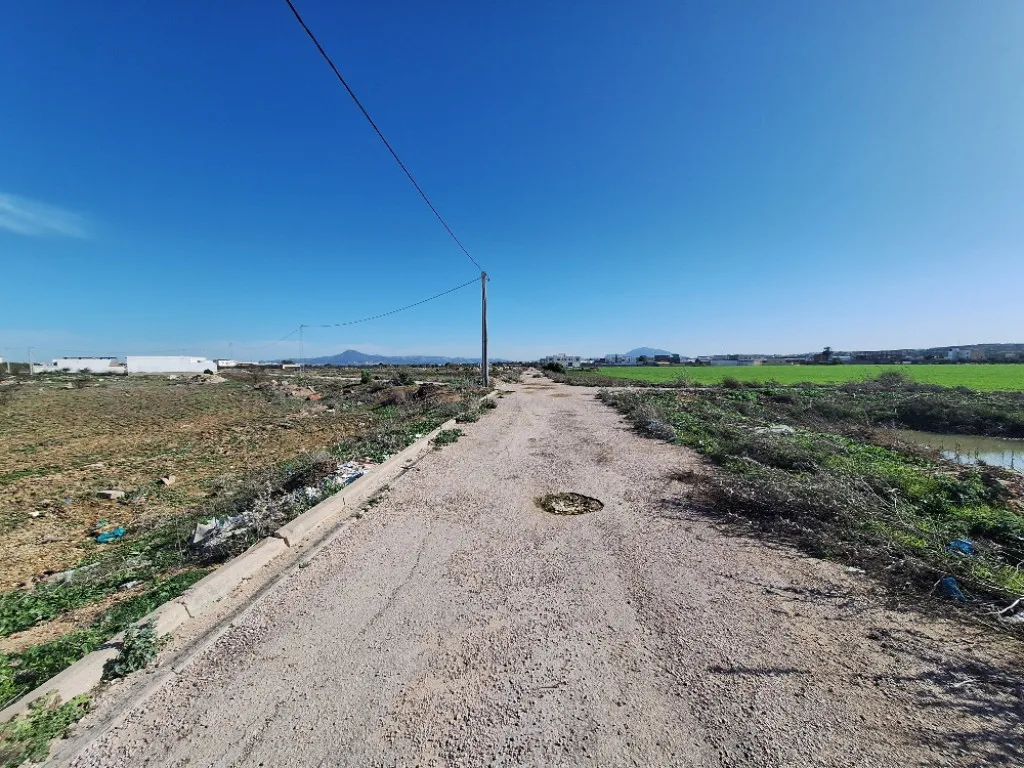 À Vendre – Terrain 337 m² en angle au Lotissement EL-EUCH à Fouchana