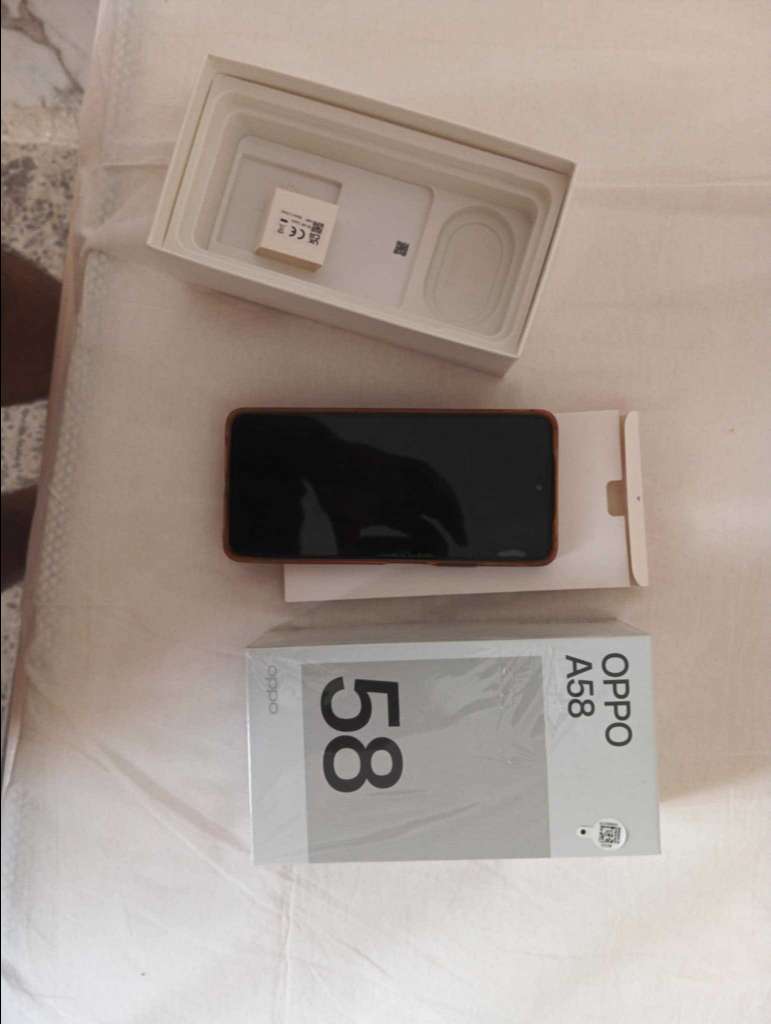 OPPO A58 