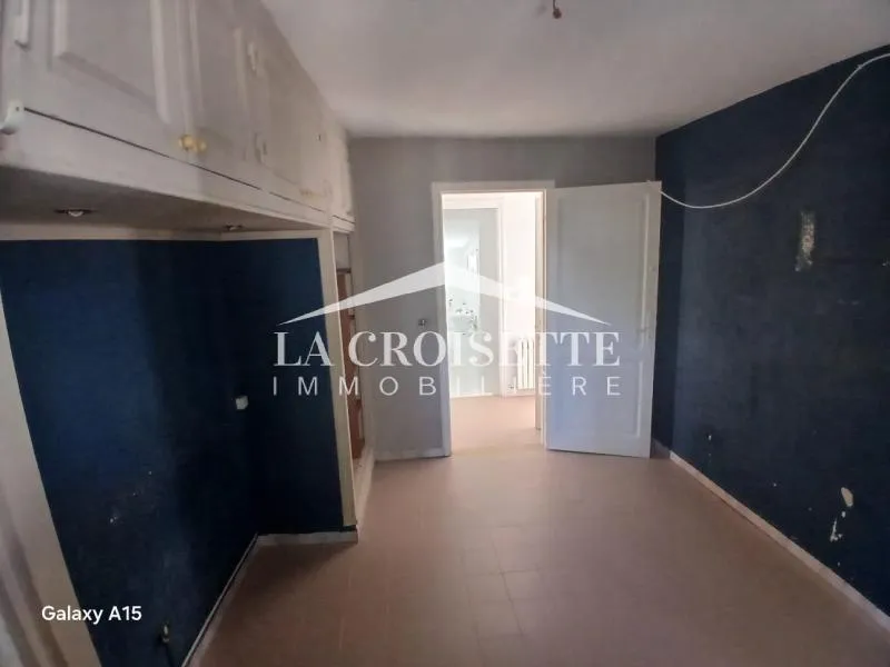 Villa s2 avec un grand jardin et une piscine à La Soukra MVL1714