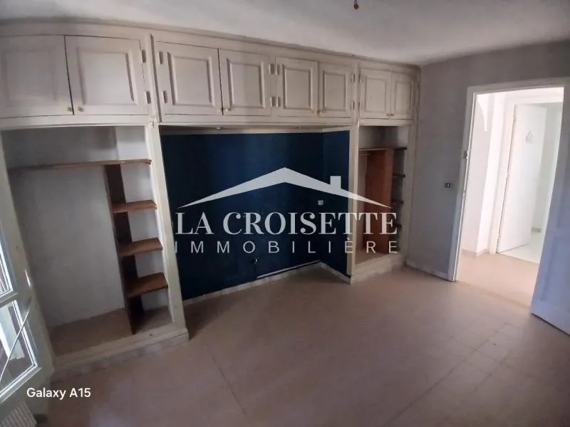 Villa s2 avec un grand jardin et une piscine à La Soukra MVL1714