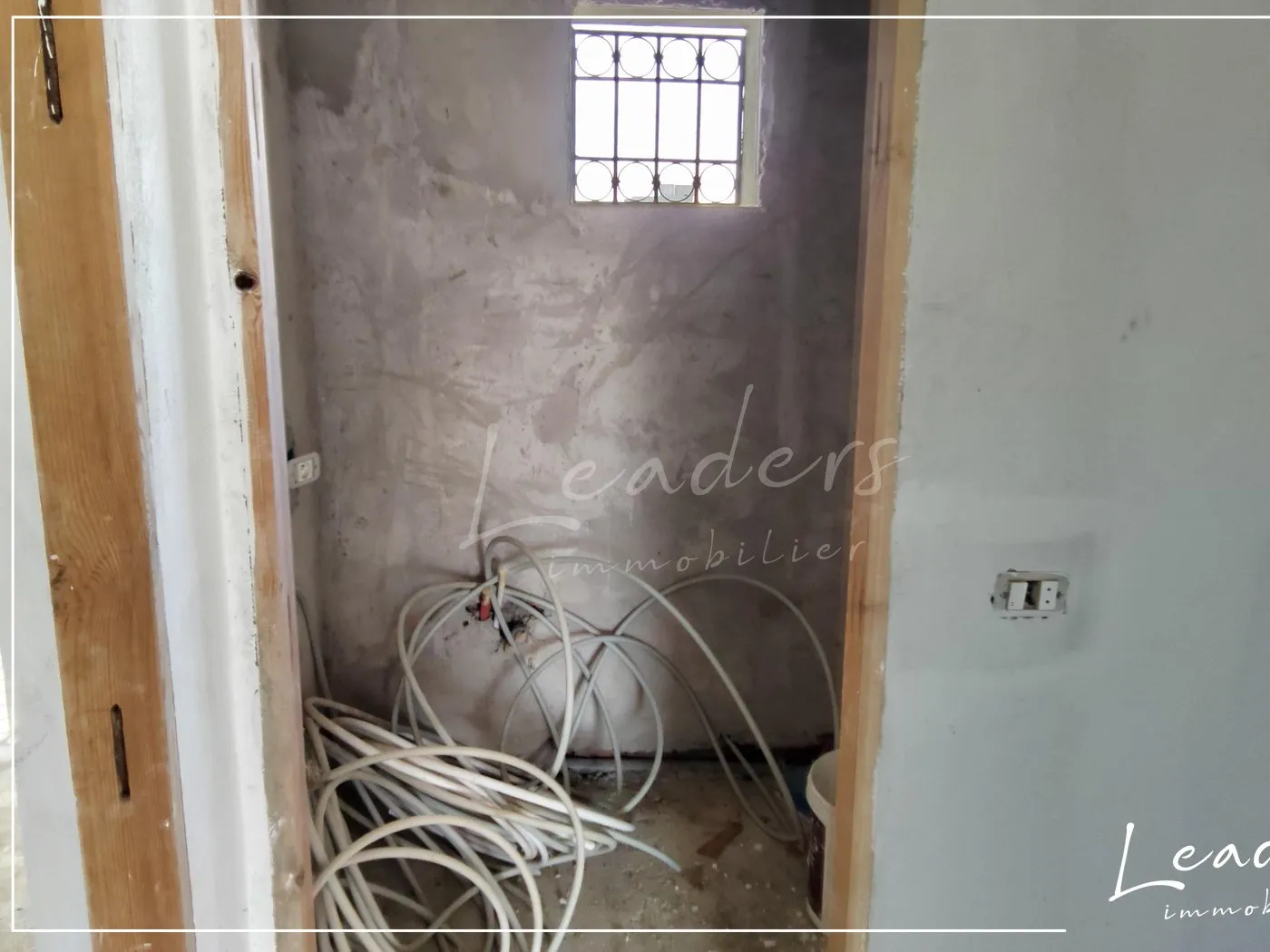 À Vendre – Maison S+3 à HAMMAMET SUD  250 m² | RDC | Année : 2025
