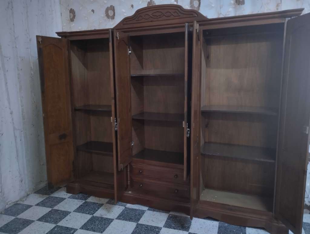 Glas 6 portes a vendre Ă mahdiađ âïž94.013.109