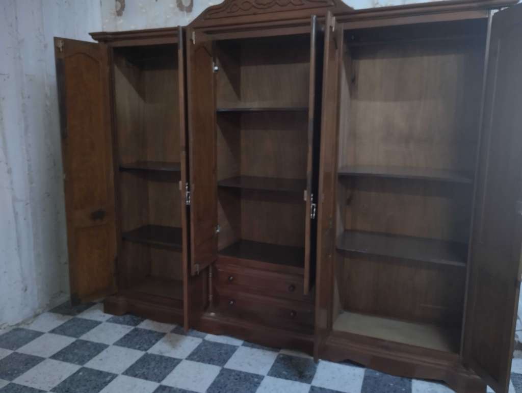 Glas 6 portes a vendre Ă mahdiađ âïž94.013.109