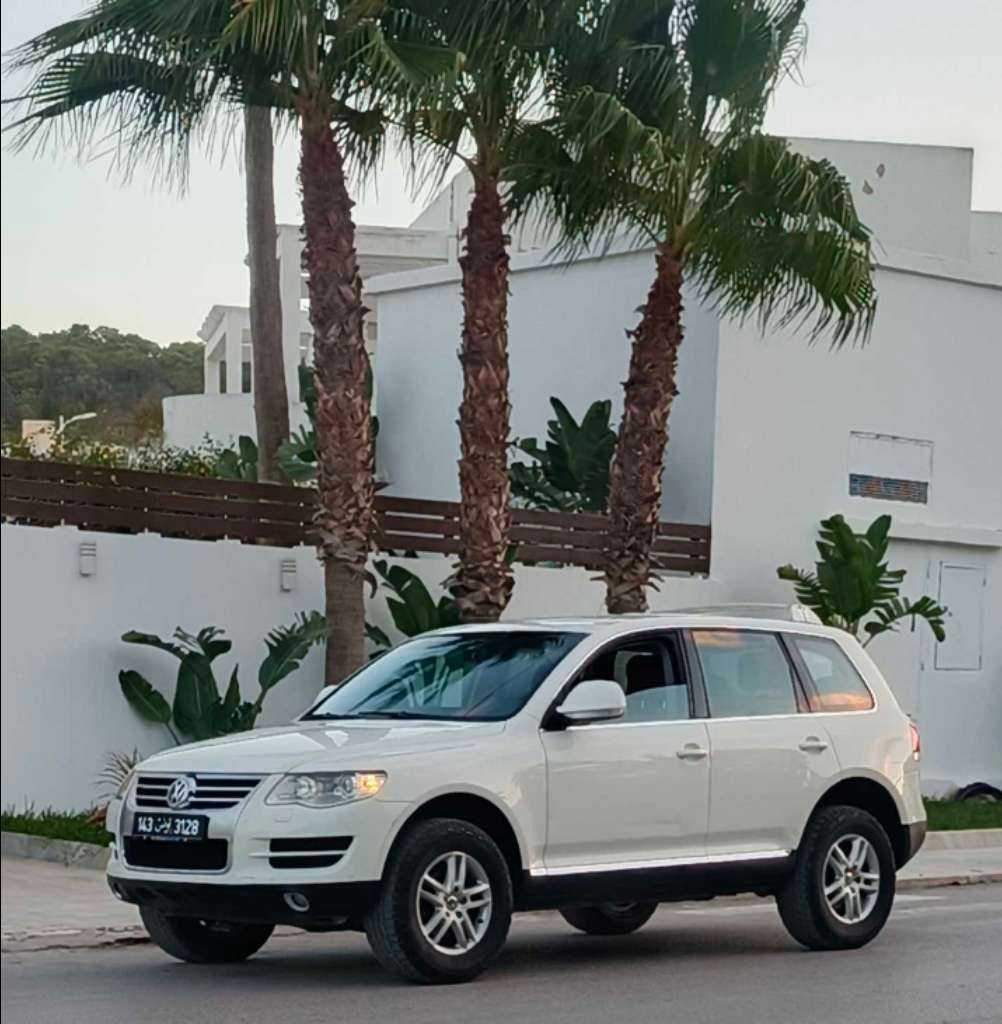 đ Volkswagen Touareg 2.5 L R5 TDI â 4*4