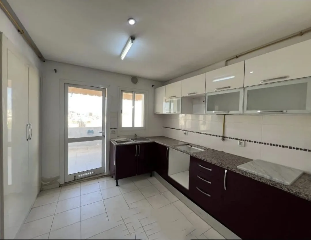 Appartement S2 sahloul avec parking sous-sol