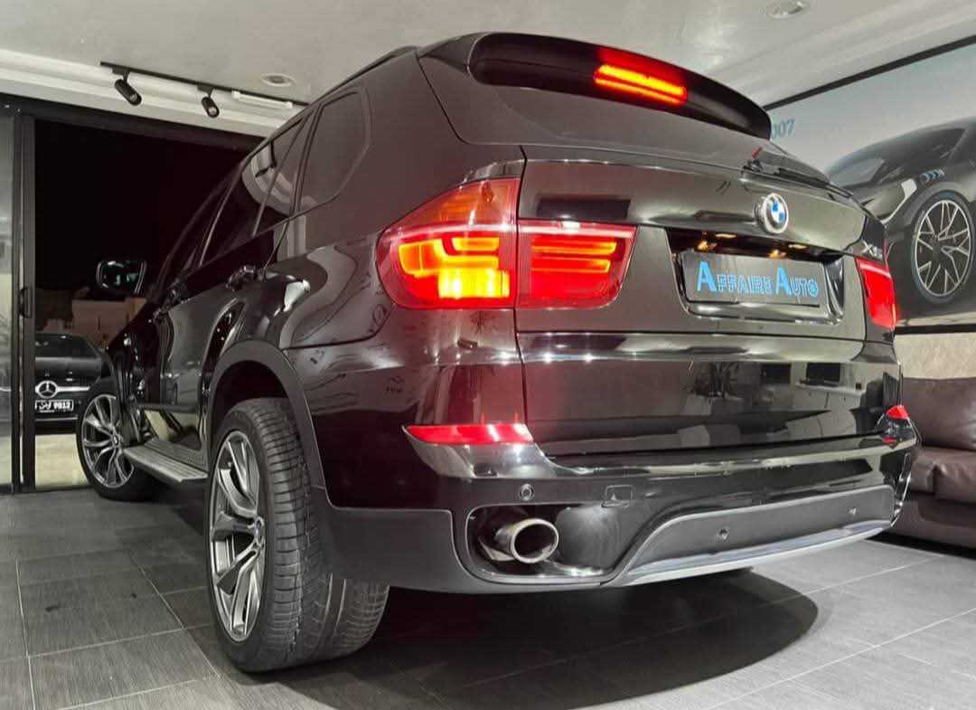 BMW X5  3.5 XDrive ⛔
             On accepte l échange des voitures