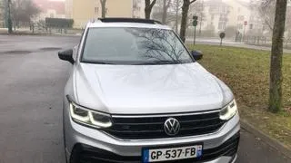A vendre Tiguan R numéro téléphone wattsapp 24269830