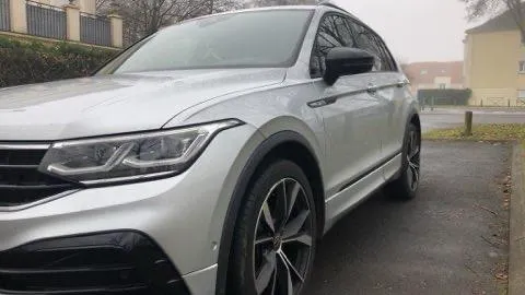 A vendre Tiguan R numéro téléphone wattsapp 24269830