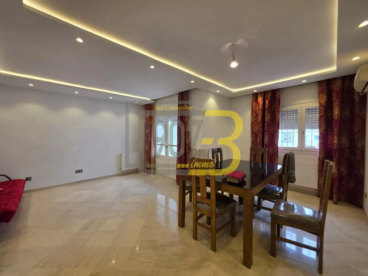 A vendre un appartement s+3 à cité Ennasr