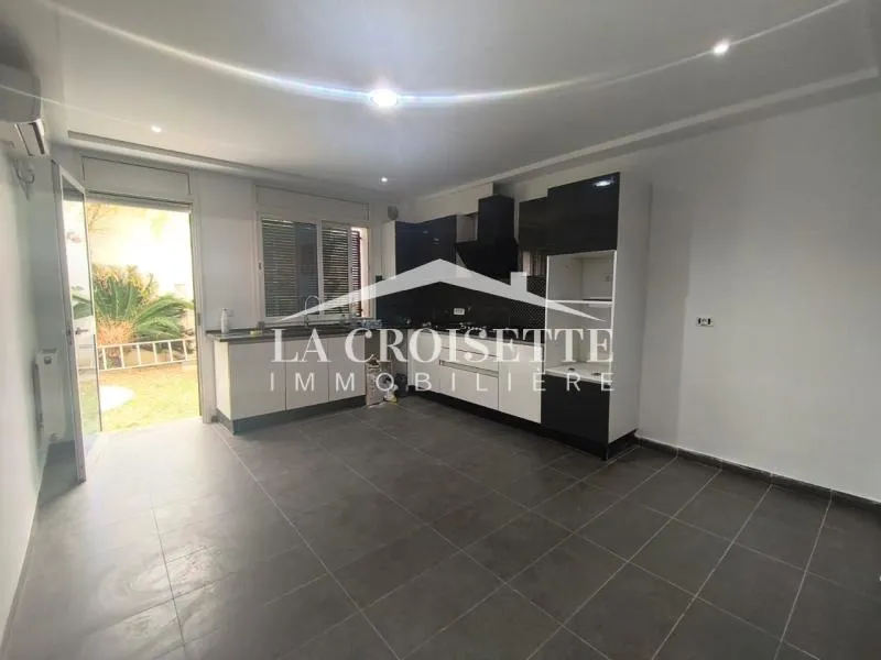 Triplex S+4 avec piscine à La Soukra MTRL0112 - photo 4