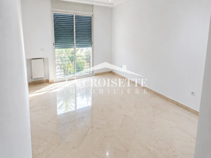 Triplex S+4 avec piscine à La Soukra MTRL0112 - photo 6
