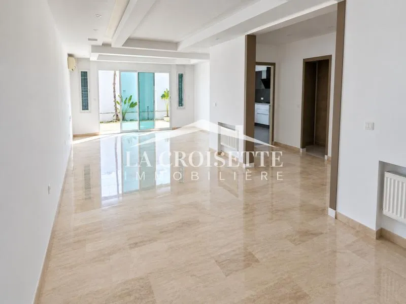 Triplex S+4 avec piscine à La Soukra MTRL0112 - photo 2