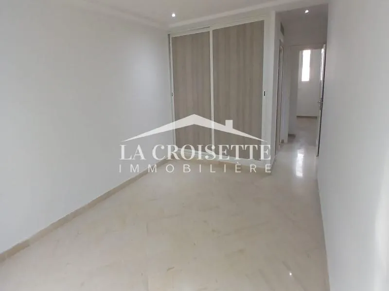 Triplex S+4 avec piscine à La Soukra MTRL0112 - photo 9