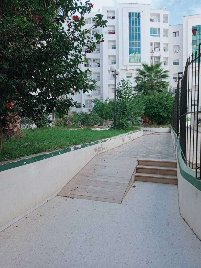 شقق مفروشة للايجار باليوم اسبوع في تونس العاصمة أو العوينة