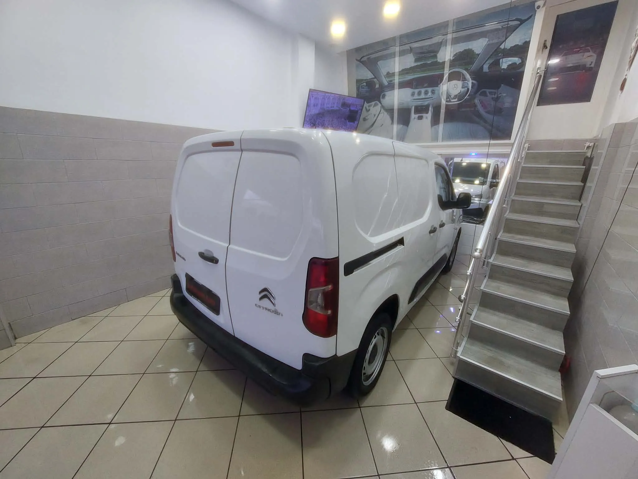 Citroën Berlingot 1.6 - 2022 - Tel 98479647 