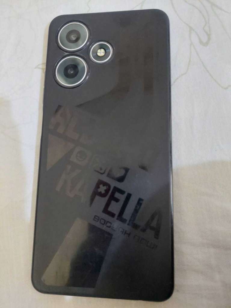 Infinix Hot 30 en très bon état